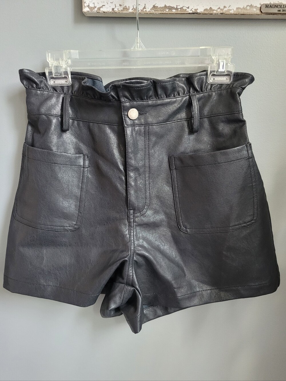 Francesca's ALYA Black Faux Leather Shorts With Matching Removable Belt, Sz M
